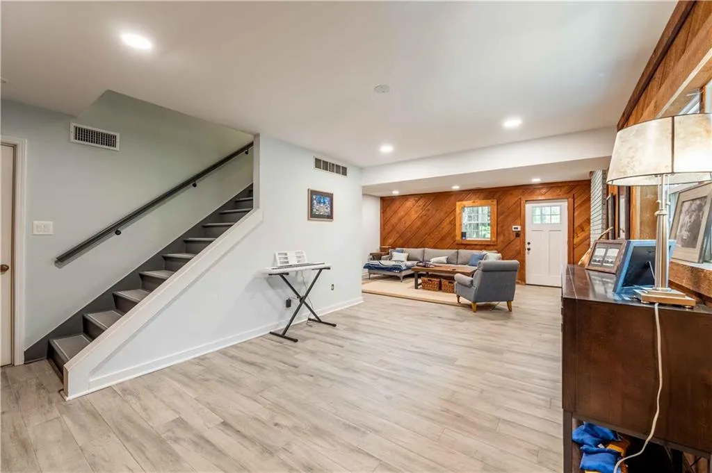 1155 Churchilll Downs Road, Atlanta, Georgia 30319, 5 Bedrooms Bedrooms, ,4 BathroomsBathrooms,Residential,Sold,1155 Churchilll Downs Road,7364303