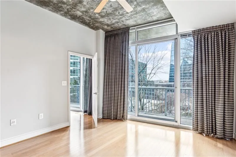 950 W Peachtree Street Nw Unit 812, Atlanta, Georgia 30309, 2 Bedrooms Bedrooms, ,2 BathroomsBathrooms,Residential,For Sale,950 W Peachtree Street Nw Unit 812,7603924