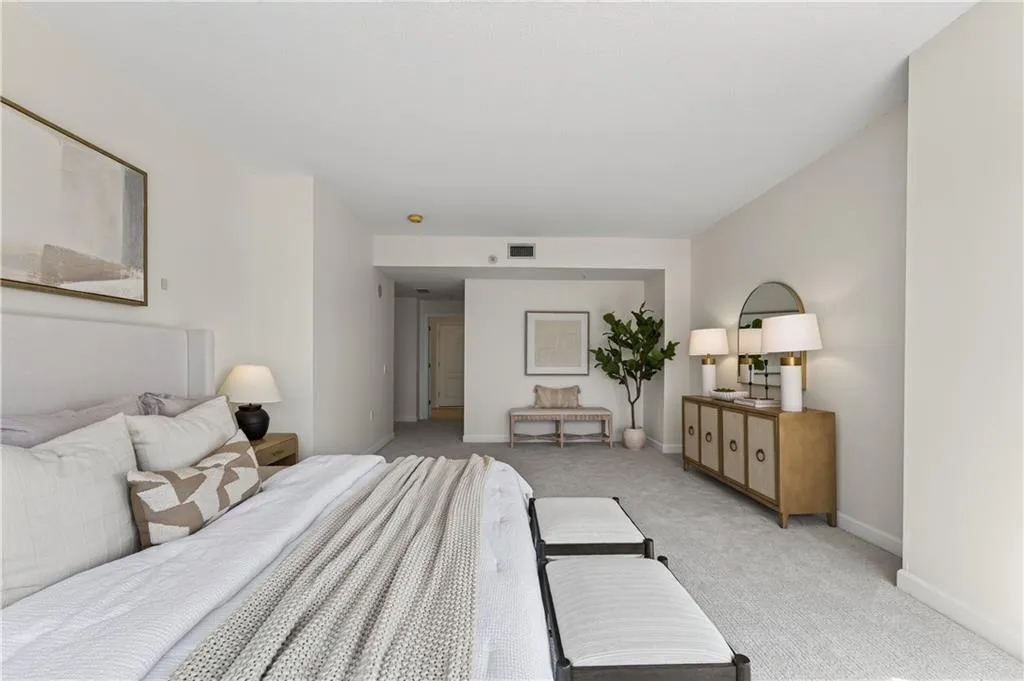 3475 Oak Valley Road Ne Unit 2150, Atlanta, Georgia 30326, 2 Bedrooms Bedrooms, 0 ,2 BathroomsBathrooms,Residential,For Sale,3475 Oak Valley Road Ne Unit 2150,7793393