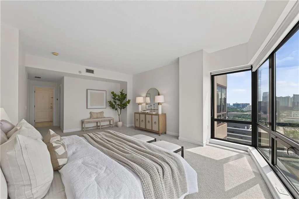 3475 Oak Valley Road Ne Unit 2150, Atlanta, Georgia 30326, 2 Bedrooms Bedrooms, 0 ,2 BathroomsBathrooms,Residential,For Sale,3475 Oak Valley Road Ne Unit 2150,7793393
