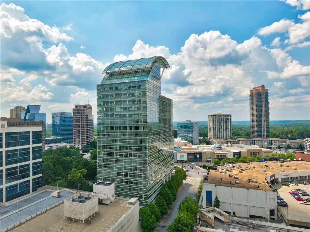 3475 Oak Valley Road Ne Unit 2150, Atlanta, Georgia 30326, 2 Bedrooms Bedrooms, 0 ,2 BathroomsBathrooms,Residential,For Sale,3475 Oak Valley Road Ne Unit 2150,7793393