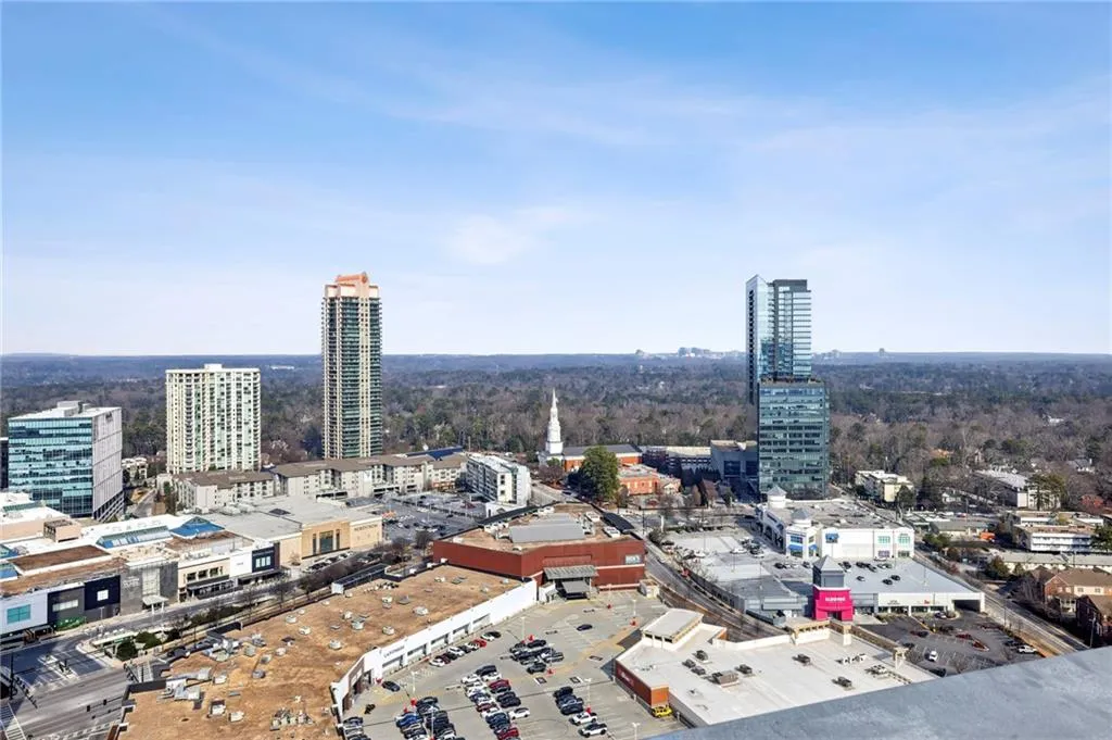3475 Oak Valley Road Ne Unit 2150, Atlanta, Georgia 30326, 2 Bedrooms Bedrooms, 0 ,2 BathroomsBathrooms,Residential,For Sale,3475 Oak Valley Road Ne Unit 2150,7793393