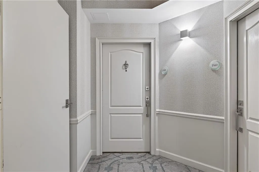 3475 Oak Valley Road Ne Unit 2150, Atlanta, Georgia 30326, 2 Bedrooms Bedrooms, 0 ,2 BathroomsBathrooms,Residential,For Sale,3475 Oak Valley Road Ne Unit 2150,7793393