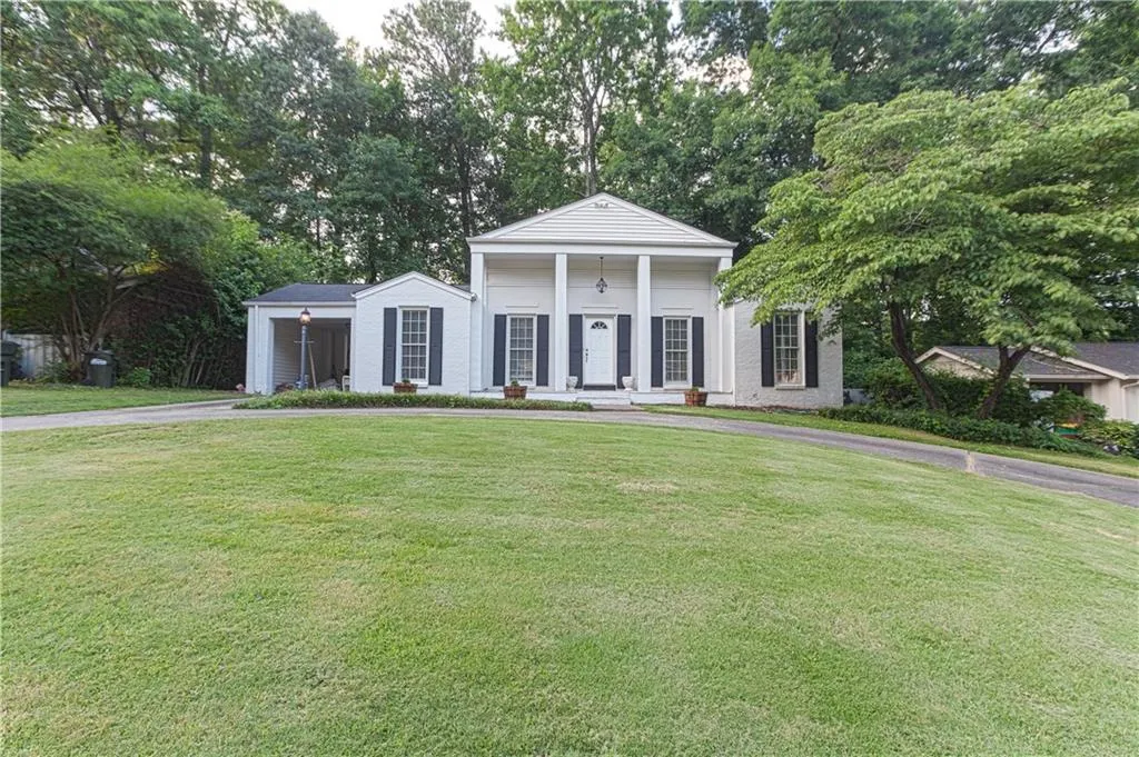 372 Pine Forest Road, Atlanta, Georgia 30342, 3 Bedrooms Bedrooms, ,2 BathroomsBathrooms,Residential,Sold,372 Pine Forest Road,6115129