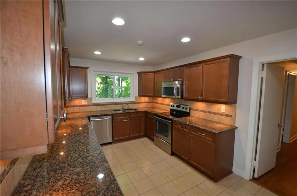 372 Pine Forest Road, Atlanta, Georgia 30342, 3 Bedrooms Bedrooms, ,2 BathroomsBathrooms,Residential,Sold,372 Pine Forest Road,6115129