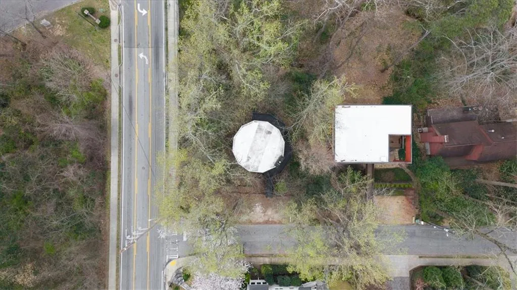 595 Overbrook Drive Nw, Atlanta, Georgia 30318, 3 Bedrooms Bedrooms, ,2 BathroomsBathrooms,Residential,For Sale,595 Overbrook Drive Nw,7629111