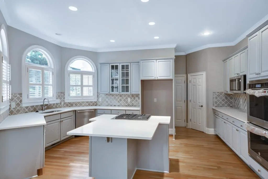 715 Windsor Parkway N, Sandy Springs, Georgia 30342, 5 Bedrooms Bedrooms, ,6 BathroomsBathrooms,Residential,Sold,715 Windsor Parkway N,6579331