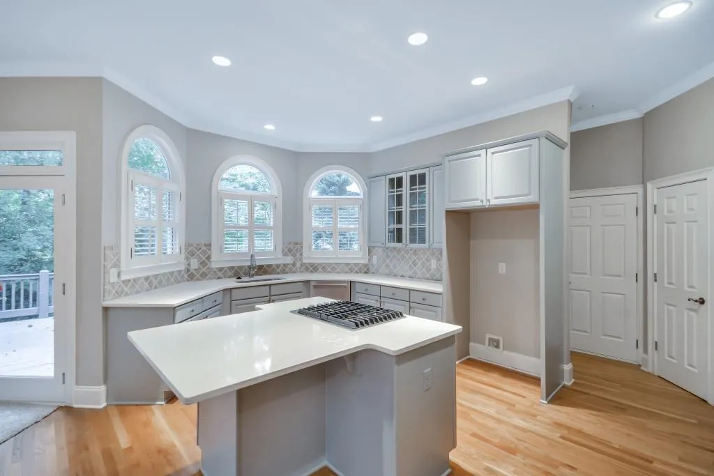 715 Windsor Parkway N, Sandy Springs, Georgia 30342, 5 Bedrooms Bedrooms, ,6 BathroomsBathrooms,Residential,Sold,715 Windsor Parkway N,6579331