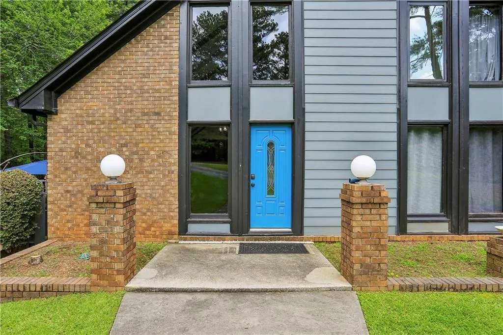 1605 Saint Tropez Way, Atlanta, Georgia 30350, 4 Bedrooms Bedrooms, ,2 BathroomsBathrooms,Residential,For Sale,1605 Saint Tropez Way,7661178