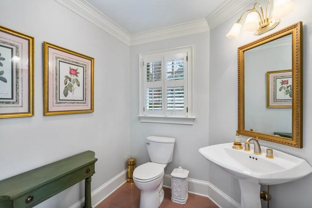 4969 Long Island Drive Nw, Sandy Springs, Georgia 30327, 4 Bedrooms Bedrooms, ,5 BathroomsBathrooms,Residential,Sold,4969 Long Island Drive Nw,6836567