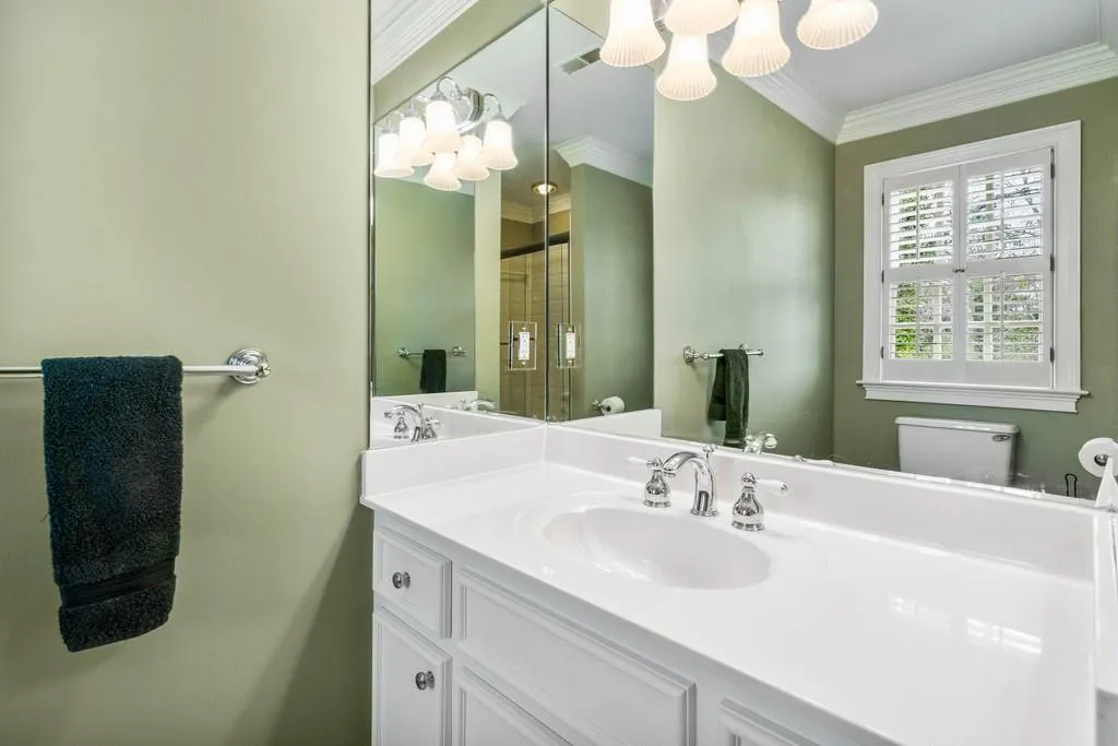 4969 Long Island Drive Nw, Sandy Springs, Georgia 30327, 4 Bedrooms Bedrooms, ,5 BathroomsBathrooms,Residential,Sold,4969 Long Island Drive Nw,6836567
