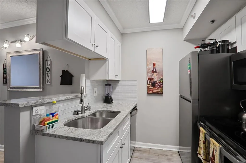 795 Hammond Drive Unit 1809, Atlanta, Georgia 30328, 1 Bedroom Bedrooms, ,1 BathroomBathrooms,Residential,For Sale,795 Hammond Drive Unit 1809,7611530