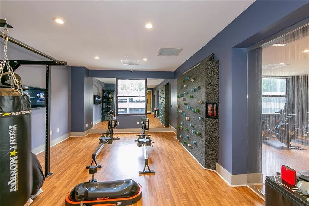 795 Hammond Drive Unit 1809, Atlanta, Georgia 30328, 1 Bedroom Bedrooms, ,1 BathroomBathrooms,Residential,For Sale,795 Hammond Drive Unit 1809,7611530