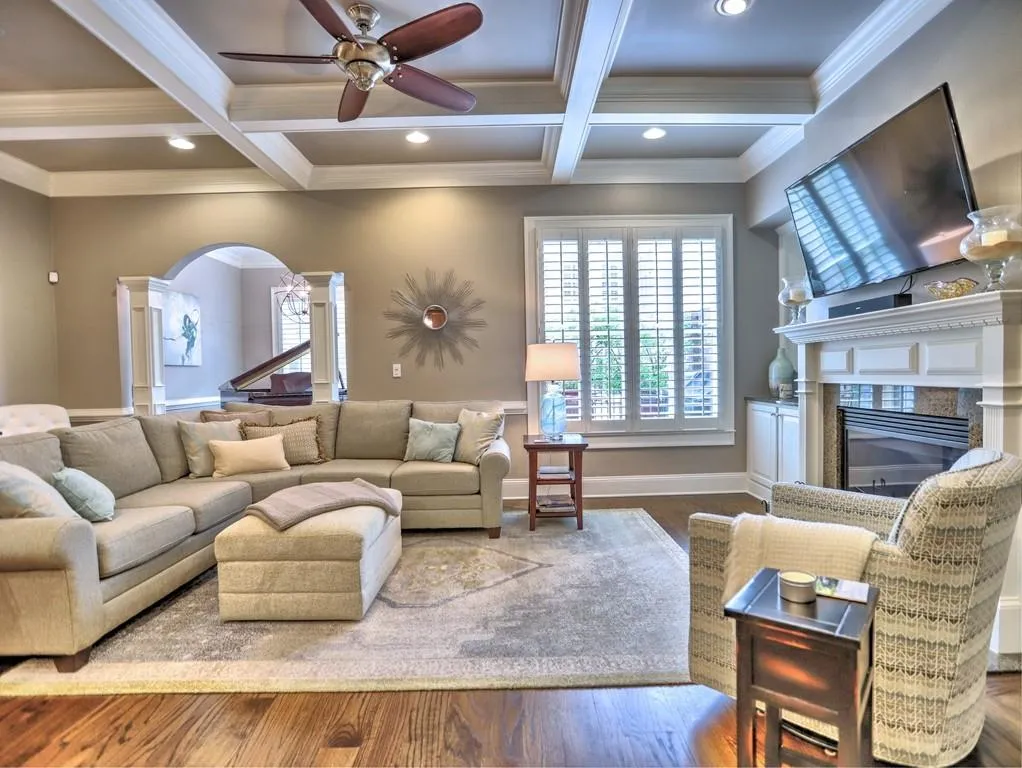 710 Creekgarden Court Unit 15, Atlanta, Georgia 30339, 3 Bedrooms Bedrooms, ,3 BathroomsBathrooms,Residential,Sold,710 Creekgarden Court Unit 15,7061674
