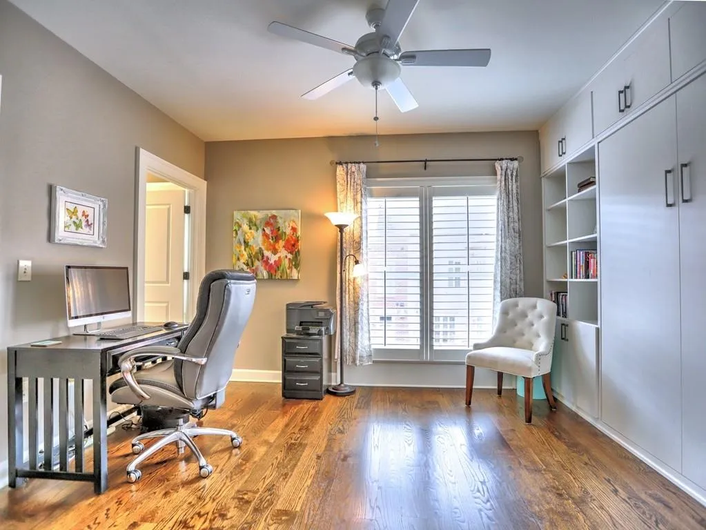 710 Creekgarden Court Unit 15, Atlanta, Georgia 30339, 3 Bedrooms Bedrooms, ,3 BathroomsBathrooms,Residential,Sold,710 Creekgarden Court Unit 15,7061674