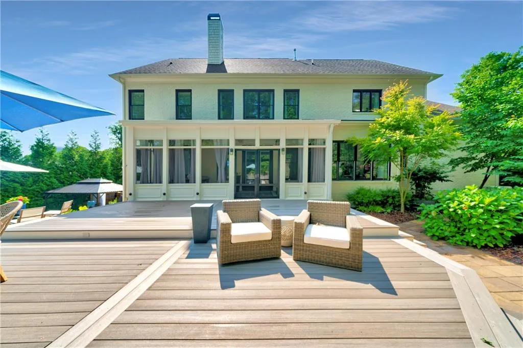 5380 High Point Manor, Sandy Springs, Georgia 30342, 6 Bedrooms Bedrooms, ,6 BathroomsBathrooms,Residential,Sold,5380 High Point Manor,6896797