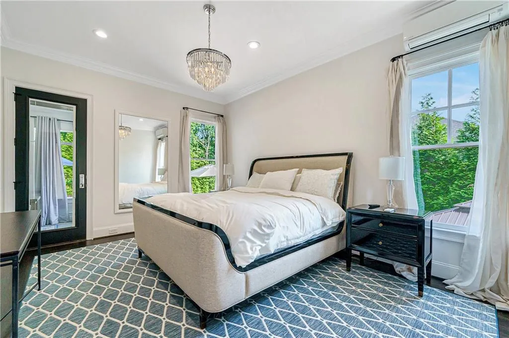 5380 High Point Manor, Sandy Springs, Georgia 30342, 6 Bedrooms Bedrooms, ,6 BathroomsBathrooms,Residential,Sold,5380 High Point Manor,6896797