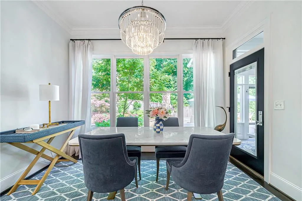 5380 High Point Manor, Sandy Springs, Georgia 30342, 6 Bedrooms Bedrooms, ,6 BathroomsBathrooms,Residential,Sold,5380 High Point Manor,6896797