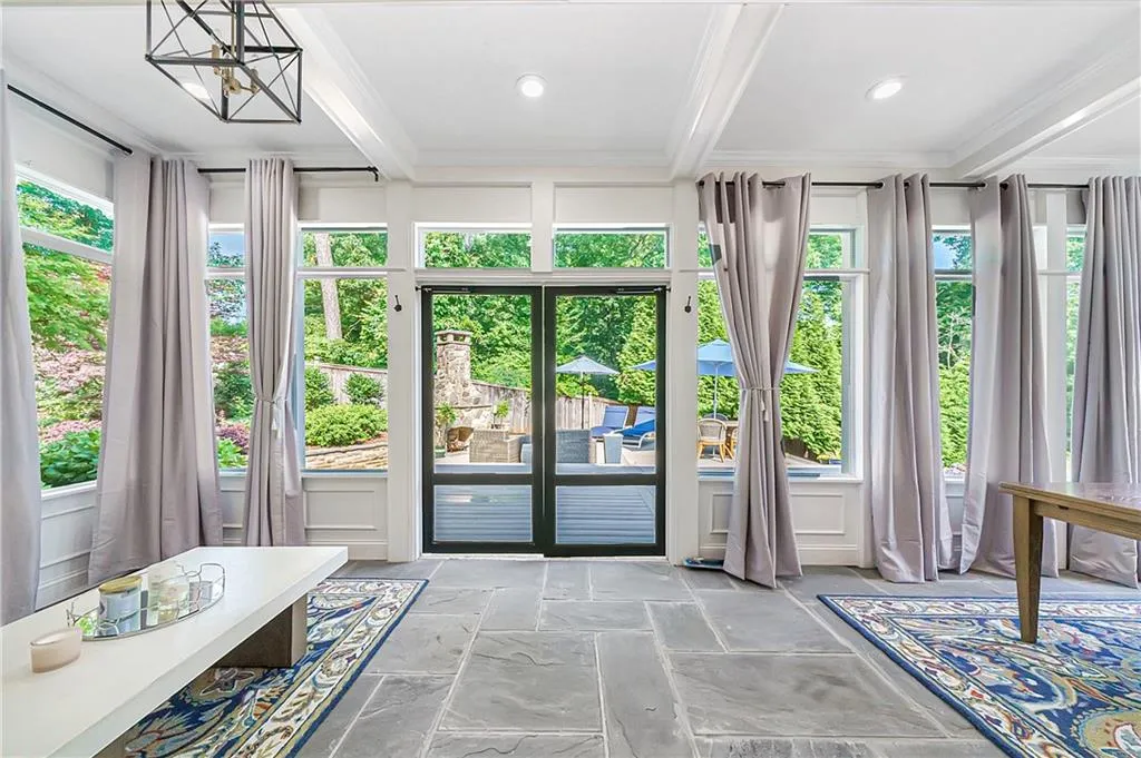 5380 High Point Manor, Sandy Springs, Georgia 30342, 6 Bedrooms Bedrooms, ,6 BathroomsBathrooms,Residential,Sold,5380 High Point Manor,6896797