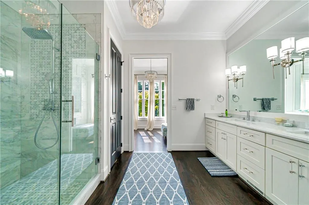 5380 High Point Manor, Sandy Springs, Georgia 30342, 6 Bedrooms Bedrooms, ,6 BathroomsBathrooms,Residential,Sold,5380 High Point Manor,6896797