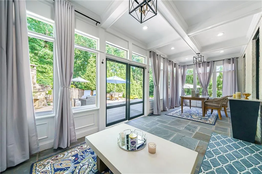 5380 High Point Manor, Sandy Springs, Georgia 30342, 6 Bedrooms Bedrooms, ,6 BathroomsBathrooms,Residential,Sold,5380 High Point Manor,6896797