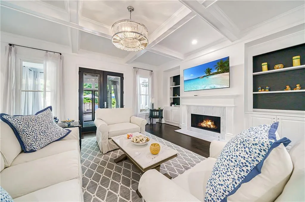 5380 High Point Manor, Sandy Springs, Georgia 30342, 6 Bedrooms Bedrooms, ,6 BathroomsBathrooms,Residential,Sold,5380 High Point Manor,6896797