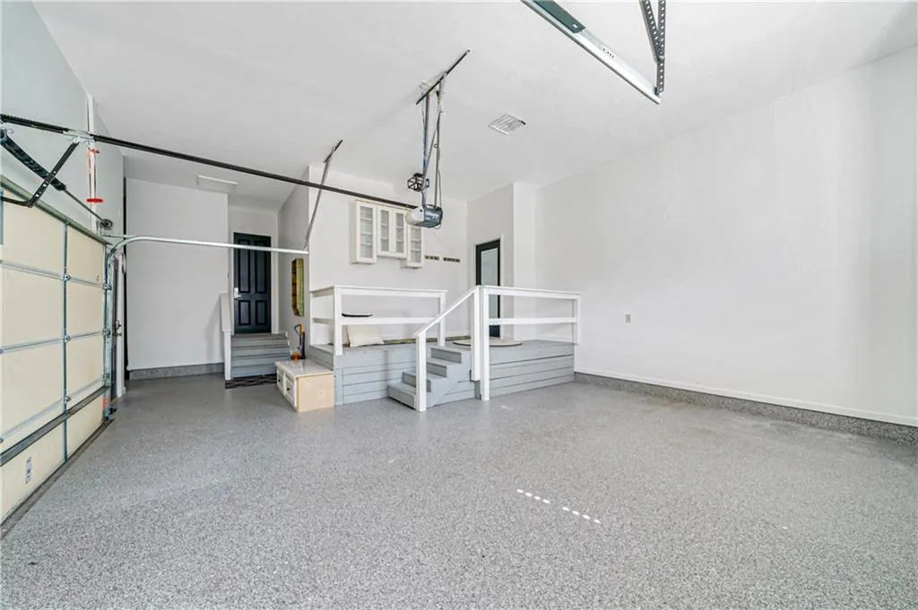 5380 High Point Manor, Sandy Springs, Georgia 30342, 6 Bedrooms Bedrooms, ,6 BathroomsBathrooms,Residential,Sold,5380 High Point Manor,6896797