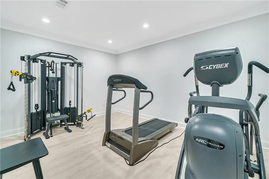 5380 High Point Manor, Sandy Springs, Georgia 30342, 6 Bedrooms Bedrooms, ,6 BathroomsBathrooms,Residential,Sold,5380 High Point Manor,6896797