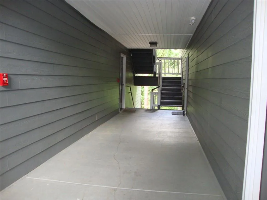 1204 Santa Fe Parkway, Atlanta, Georgia 30350, 1 Bedroom Bedrooms, ,1 BathroomBathrooms,Residential,Sold,1204 Santa Fe Parkway,6892274