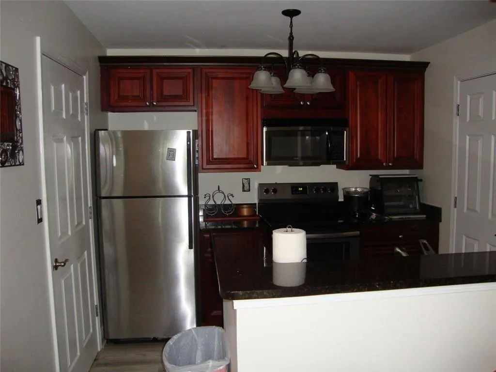 1204 Santa Fe Parkway, Atlanta, Georgia 30350, 1 Bedroom Bedrooms, ,1 BathroomBathrooms,Residential,Sold,1204 Santa Fe Parkway,6892274