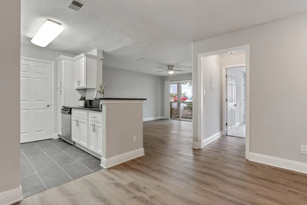 5103 Santa Fe Parkway, Sandy Springs, Georgia 30350, 2 Bedrooms Bedrooms, ,2 BathroomsBathrooms,Residential,Sold,5103 Santa Fe Parkway,6549697