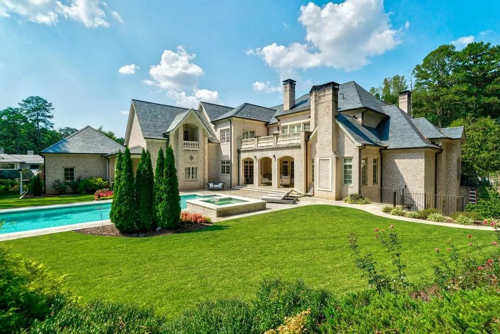 5045 Rebel Trail Road, Sandy Springs, Georgia 30327, 6 Bedrooms Bedrooms, ,6 BathroomsBathrooms,Residential,Sold,5045 Rebel Trail Road,6791483