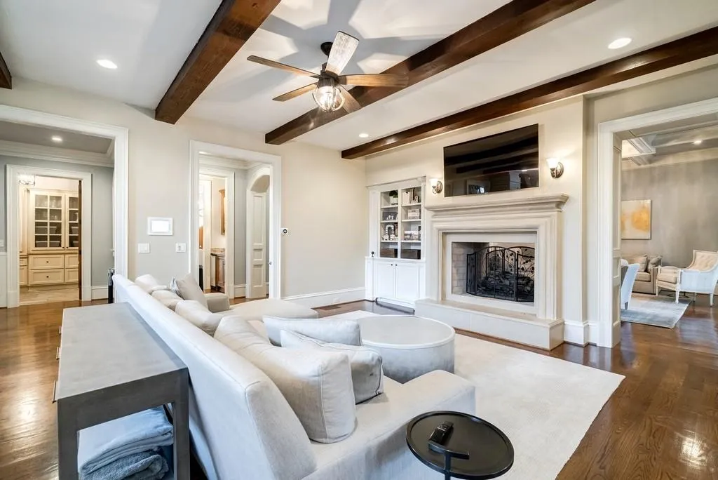 5045 Rebel Trail Road, Sandy Springs, Georgia 30327, 6 Bedrooms Bedrooms, ,6 BathroomsBathrooms,Residential,Sold,5045 Rebel Trail Road,6791483