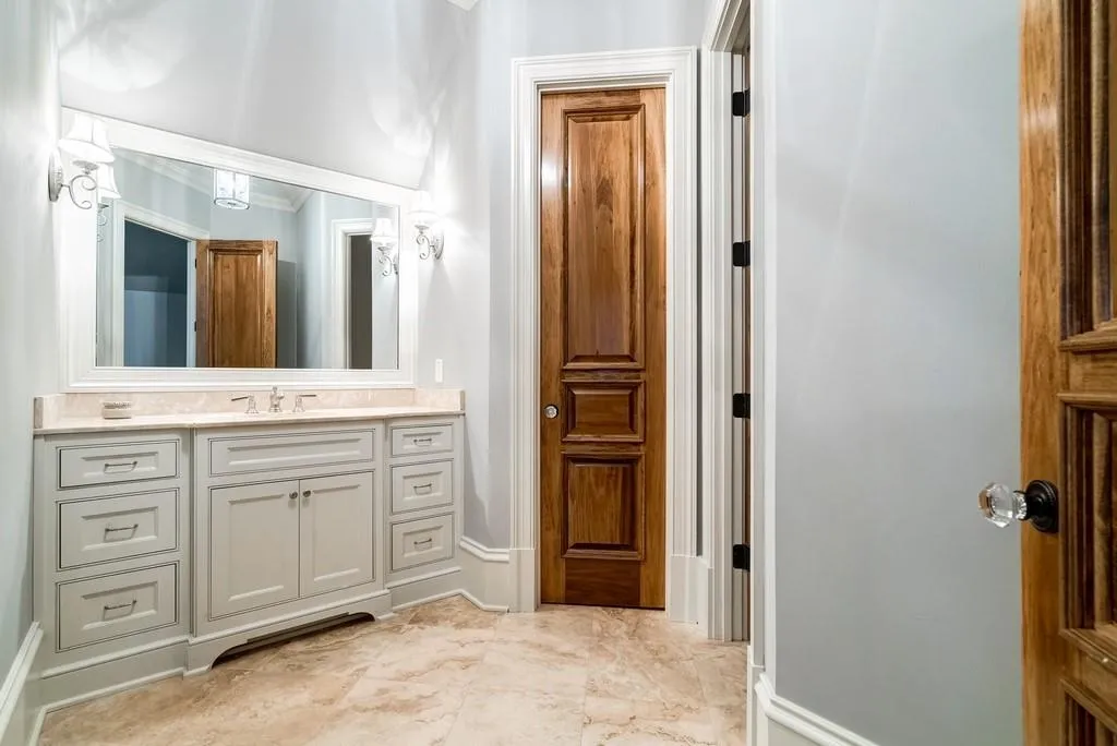 5045 Rebel Trail Road, Sandy Springs, Georgia 30327, 6 Bedrooms Bedrooms, ,6 BathroomsBathrooms,Residential,Sold,5045 Rebel Trail Road,6791483