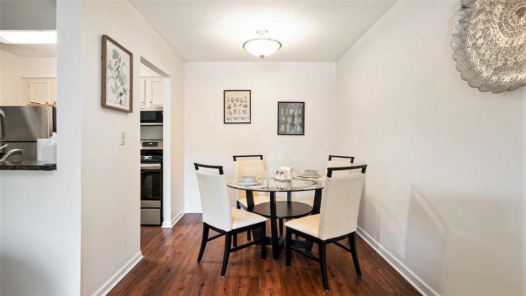 300 Johnson Ferry Road Unit B309, Atlanta, Georgia 30328, 1 Bedroom Bedrooms, ,1 BathroomBathrooms,Residential,Sold,300 Johnson Ferry Road Unit B309,7275361