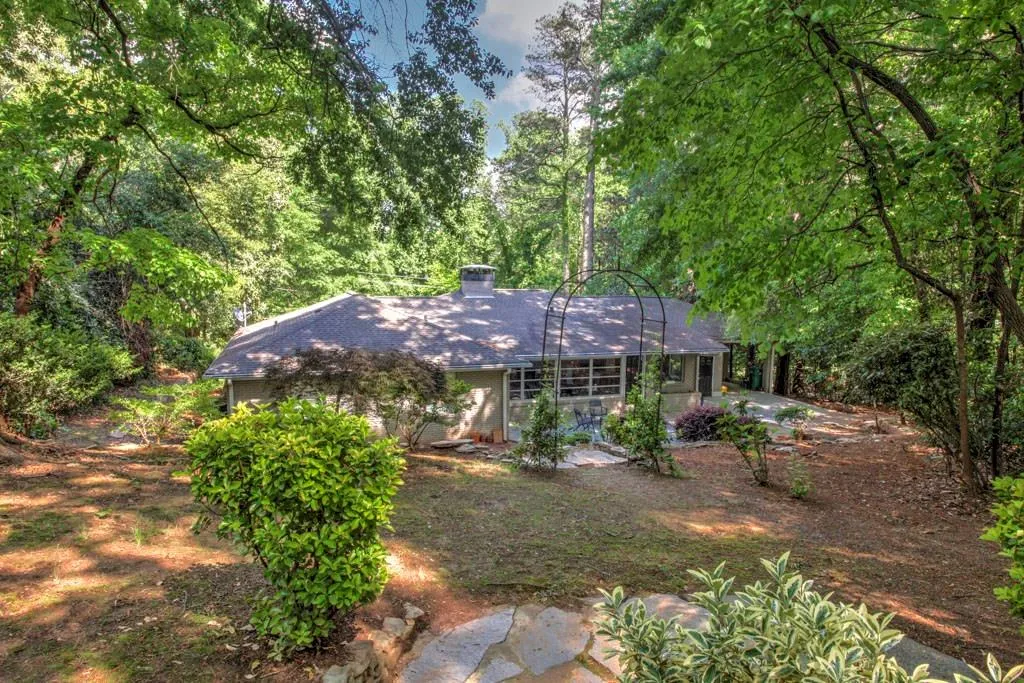 4904 Lake Forrest Drive, Atlanta, Georgia 30342, ,Land,Sold,4904 Lake Forrest Drive,6023162