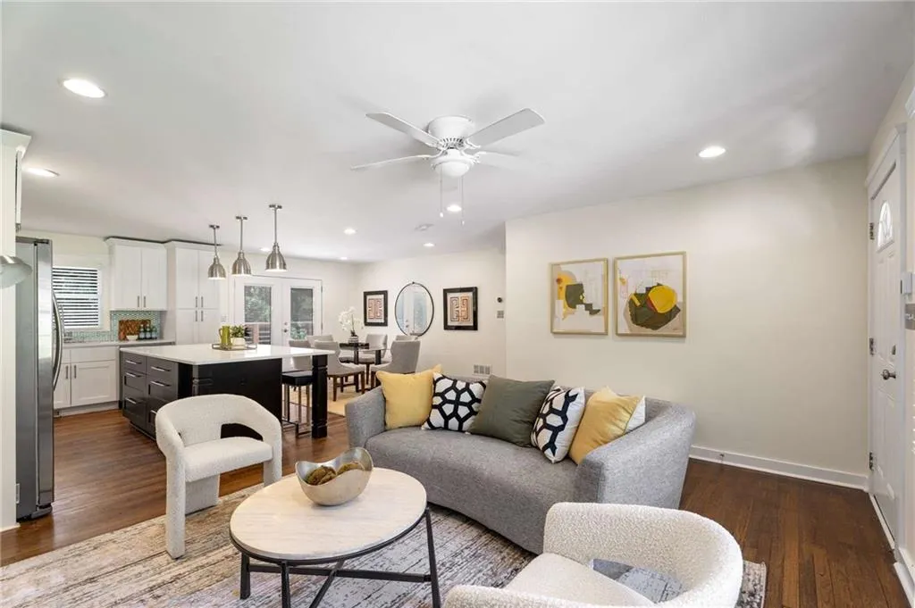 2343 Poplar Springs Drive Ne, Brookhaven, Georgia 30319, 3 Bedrooms Bedrooms, ,2 BathroomsBathrooms,Residential,For Sale,2343 Poplar Springs Drive Ne,7601763
