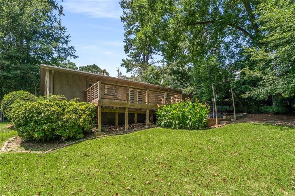 2343 Poplar Springs Drive Ne, Brookhaven, Georgia 30319, 3 Bedrooms Bedrooms, ,2 BathroomsBathrooms,Residential,For Sale,2343 Poplar Springs Drive Ne,7601763