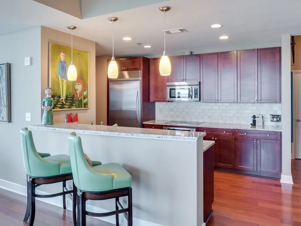 2795 Peachtree Road Ne Unit 2109, Atlanta, Georgia 30305, 2 Bedrooms Bedrooms, ,2 BathroomsBathrooms,Residential,Sold,2795 Peachtree Road Ne Unit 2109,5745931