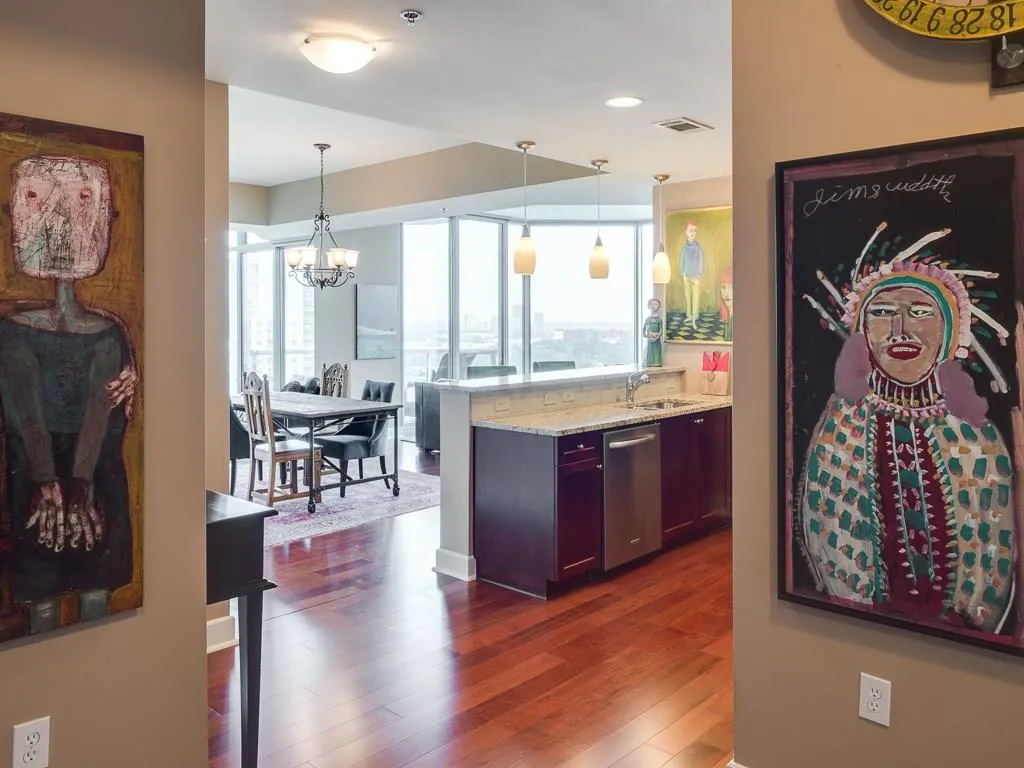 2795 Peachtree Road Ne Unit 2109, Atlanta, Georgia 30305, 2 Bedrooms Bedrooms, ,2 BathroomsBathrooms,Residential,Sold,2795 Peachtree Road Ne Unit 2109,5745931
