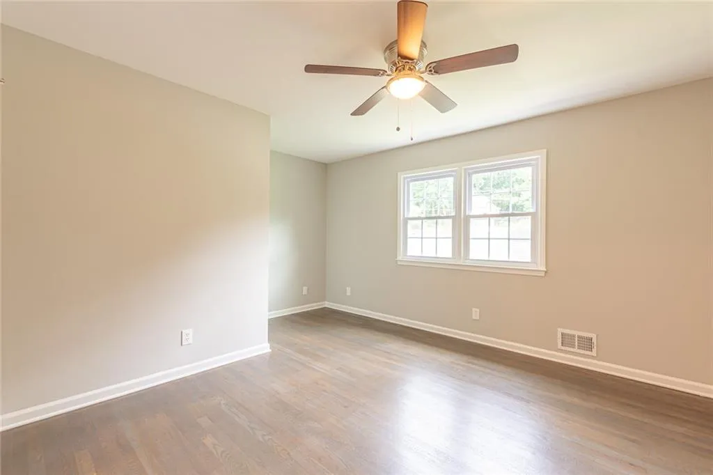 7180 Hunters Branch Drive, Atlanta, Georgia 30328, 4 Bedrooms Bedrooms, ,2 BathroomsBathrooms,Residential,Sold,7180 Hunters Branch Drive,6744253