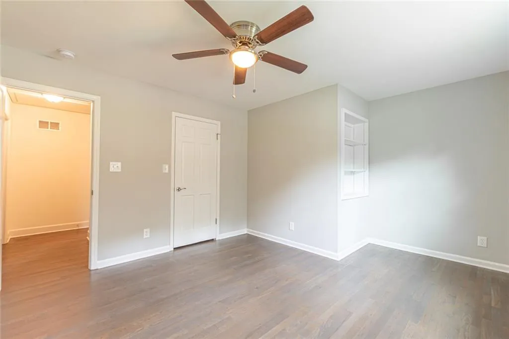 7180 Hunters Branch Drive, Atlanta, Georgia 30328, 4 Bedrooms Bedrooms, ,2 BathroomsBathrooms,Residential,Sold,7180 Hunters Branch Drive,6744253