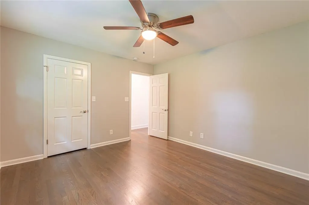 7180 Hunters Branch Drive, Atlanta, Georgia 30328, 4 Bedrooms Bedrooms, ,2 BathroomsBathrooms,Residential,Sold,7180 Hunters Branch Drive,6744253