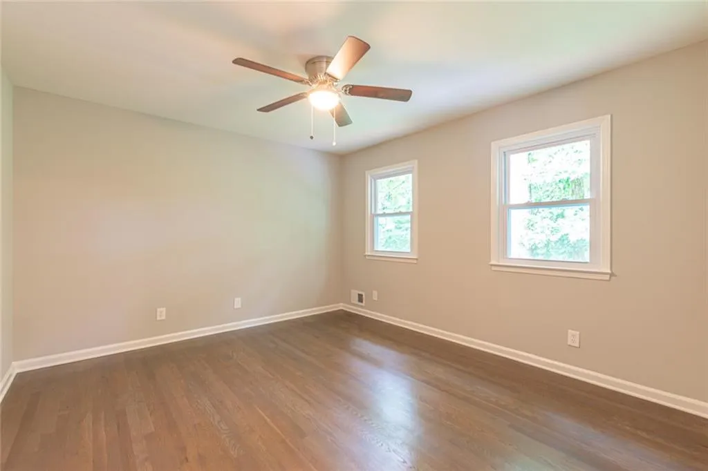 7180 Hunters Branch Drive, Atlanta, Georgia 30328, 4 Bedrooms Bedrooms, ,2 BathroomsBathrooms,Residential,Sold,7180 Hunters Branch Drive,6744253
