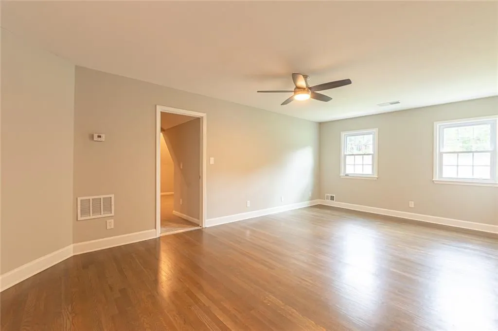 7180 Hunters Branch Drive, Atlanta, Georgia 30328, 4 Bedrooms Bedrooms, ,2 BathroomsBathrooms,Residential,Sold,7180 Hunters Branch Drive,6744253