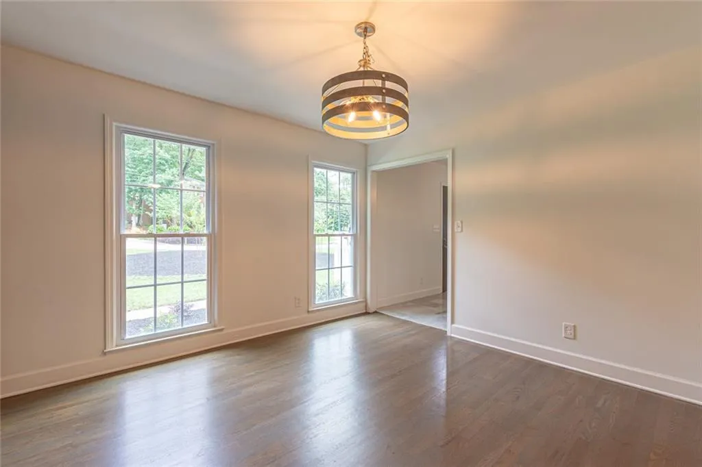 7180 Hunters Branch Drive, Atlanta, Georgia 30328, 4 Bedrooms Bedrooms, ,2 BathroomsBathrooms,Residential,Sold,7180 Hunters Branch Drive,6744253