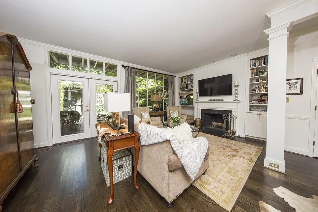 3488 Paces Place Nw, Atlanta, Georgia 30327, 2 Bedrooms Bedrooms, ,2 BathroomsBathrooms,Residential,Sold,3488 Paces Place Nw,5912593