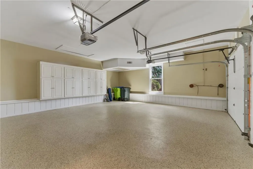 180 Grogans Landing, Atlanta, Georgia 30350, 5 Bedrooms Bedrooms, ,4 BathroomsBathrooms,Residential,For Sale,180 Grogans Landing,7729748