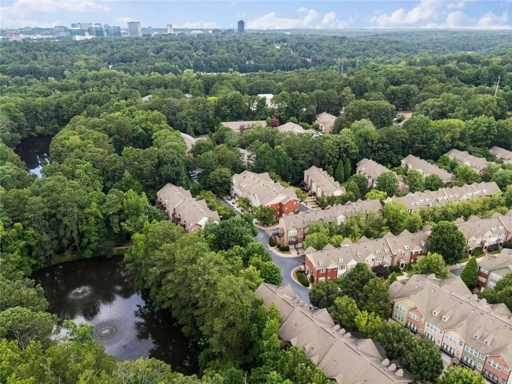 3743 Ashford Creek Avenue Ne, Brookhaven, Georgia 30319, 1 Bedroom Bedrooms, ,1 BathroomBathrooms,Residential,For Sale,3743 Ashford Creek Avenue Ne,7628776