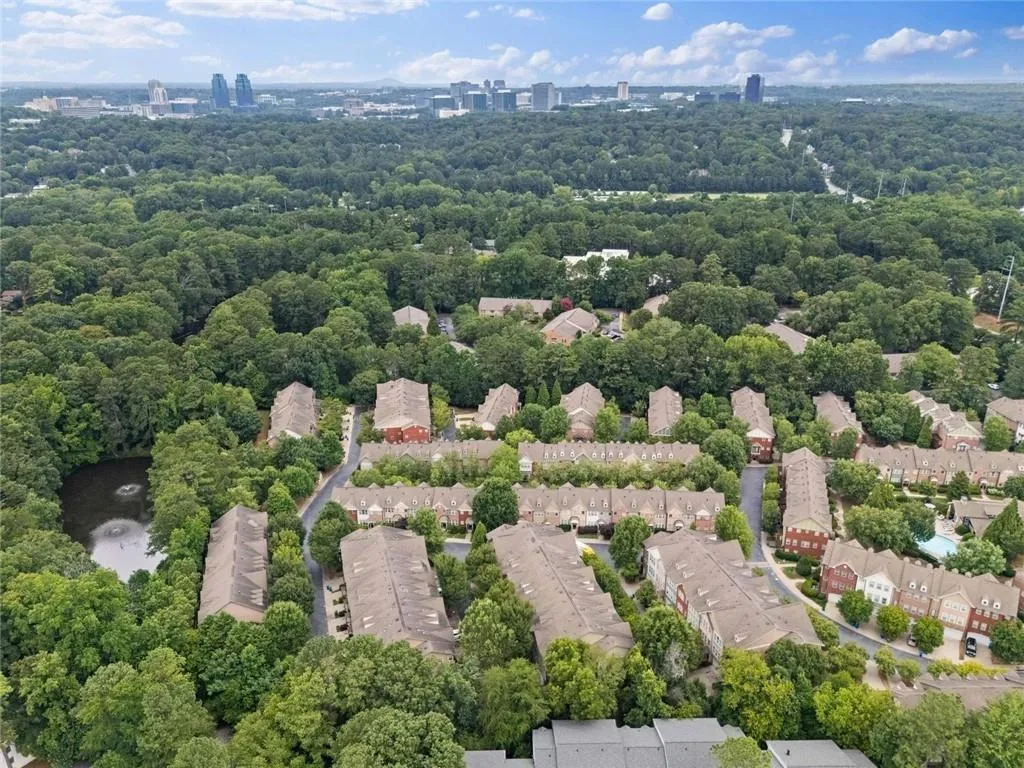 3743 Ashford Creek Avenue Ne, Brookhaven, Georgia 30319, 1 Bedroom Bedrooms, ,1 BathroomBathrooms,Residential,For Sale,3743 Ashford Creek Avenue Ne,7628776